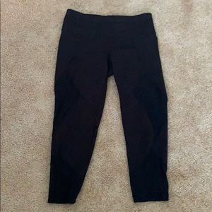 Athleta Sonar Crops w/Mesh XS